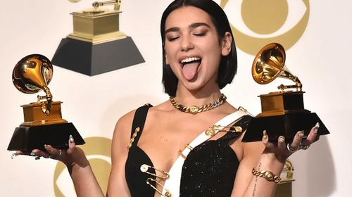 Dua Lipa Deja Ver Sus Sensuales Curvas En Playas De Australia 7843