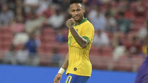 Neymar: “En Barcelona, el equipo hacía lo que Messi pedía”