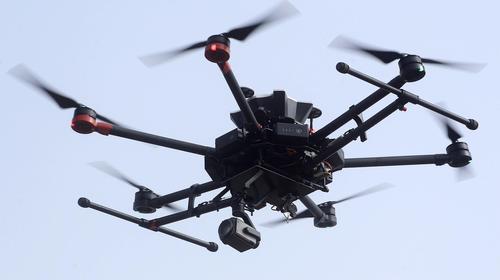 Italia utiliza drones para vigilancia y tomar la temperatura