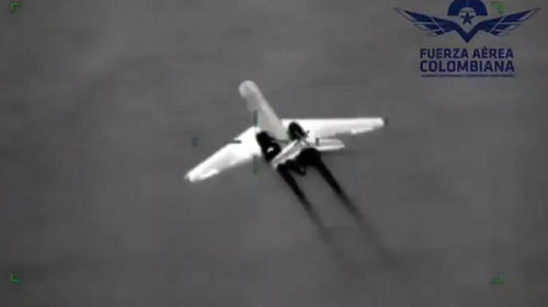 El video que muestra el seguimiento al jet que aterrizó en Petén