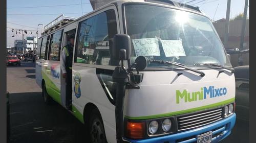Mixco autoriza aumento a 4 y 5 quetzales para microbuses