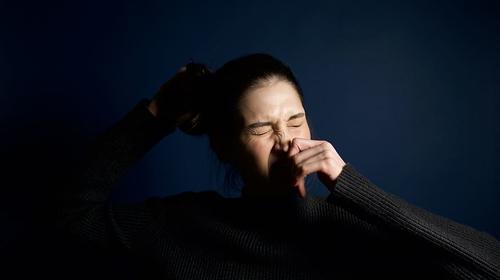 Resequedad y molestias en la nariz, primeros síntomas de Covid-19