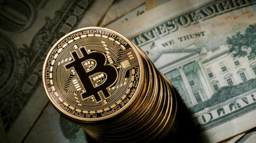 Bitcoin resurge y rompe récord histórico en su precio