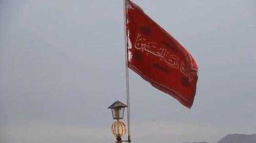 Irán anuncia "una batalla inminente" al izar una bandera roja 