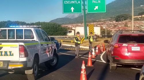 Así está el tráfico por el bloqueo de autopista Palín-Escuintla