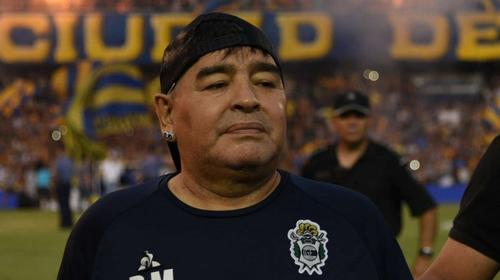 ¿Drogas o medicina? Maradona protagoniza polémico video