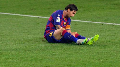 Messi detiene su renovación de contrato con el Barcelona