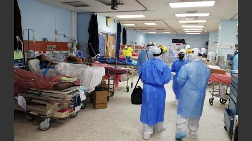 Colegio de Médicos reacciona por situación de doctores en el país