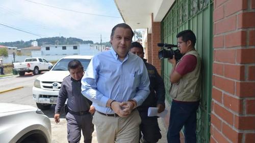 Roberto Barreda recibe oxígeno de alto flujo en Hospital General