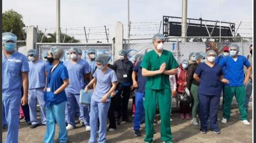 Más de 100 médicos y enfermeras contagiados de Covid en Guatemala