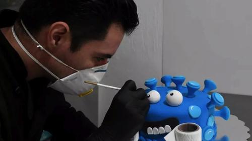 Guatemalteco crea ingeniosos pasteles de coronavirus 