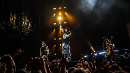 Suspenden concierto de Guns N' Roses en Guatemala por coronavirus
