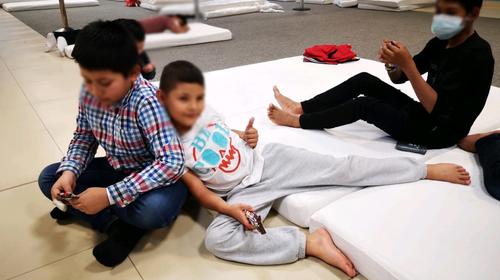 Niños migrantes retornados a Guatemala no tienen coronavirus 