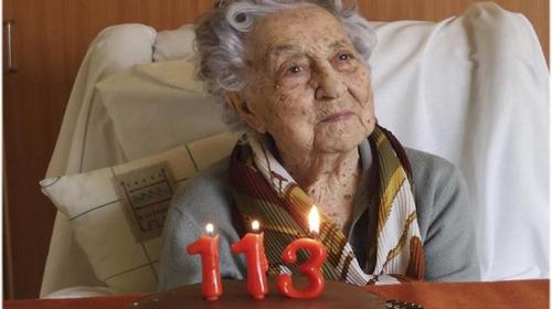 Abuelita vence al Covid-19 a sus 113 años