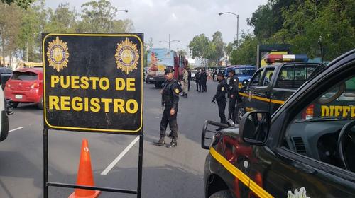 Intenta huir tras ser detenido durante toque de queda en Zacapa