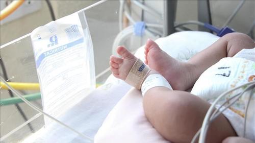 Bebé de un mes resulta contagiada de Covid-19 en Sacatepéquez