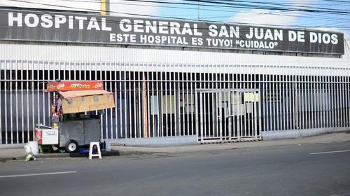 Trabajadores del San Juan de Dios denuncian falta de insumos