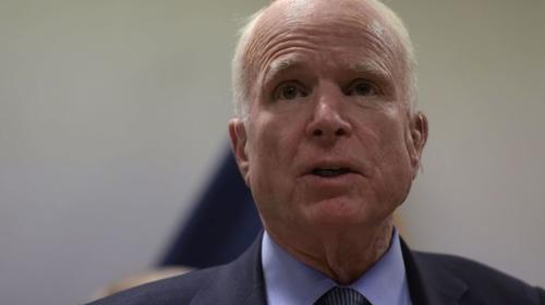 Recuerdan memorable discurso de McCain al reconocer a Obama 
