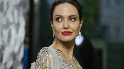 El personaje de Jolie en "Alicia en el País de las Maravillas"