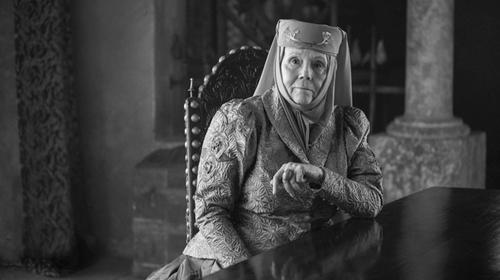 Fallece actriz Diana Rigg, Olenna Tyrell en "Game of Thrones"