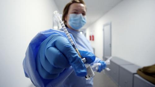 OMS dice que no habrá inmunidad mundial en 2021 pese a vacunas