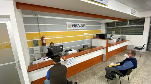 Renap cierra sede en zona 11 y abre nueva en zona 9