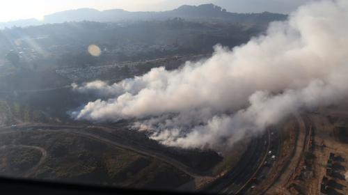 Humo del incendio en Villa Nueva afecta a varios municipios