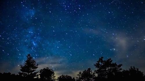 Predicen cuándo una lluvia de asteroides podría acabar con la Tierra