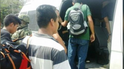 Rescatan a 17 migrantes guatemaltecos secuestrados en México
