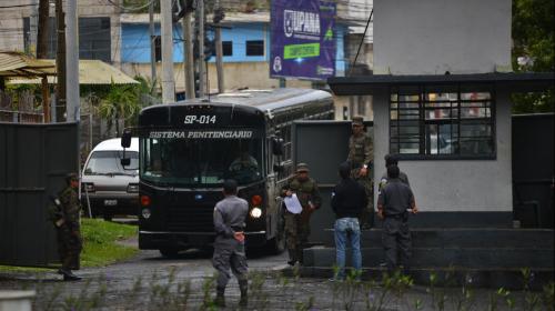 Atacan a guardia del Sistema Penitenciario en cárcel de Escuintla