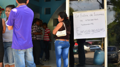 Destituyen a Director de hospital de Cuilapa y lo denuncian ante el MP