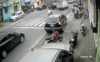 Graban accidente en que vehículo terminó semi volcado (video)