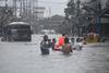 Las imágenes del tifón que azota fuertemente en Taiwán (videos)