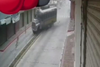 VIDEO: Bus se empotra en local comercial tras chocar con picop